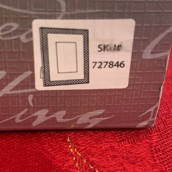 New in Box - Things Remembered - 4x6 Photo Free Standing Frame - Picture 7 of 10